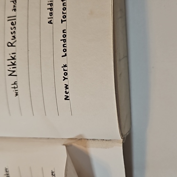 Rachel Renée Russell Dork Diaries Tales from a Not so talented Pop Star- Glam TV - Picture 9 of 17